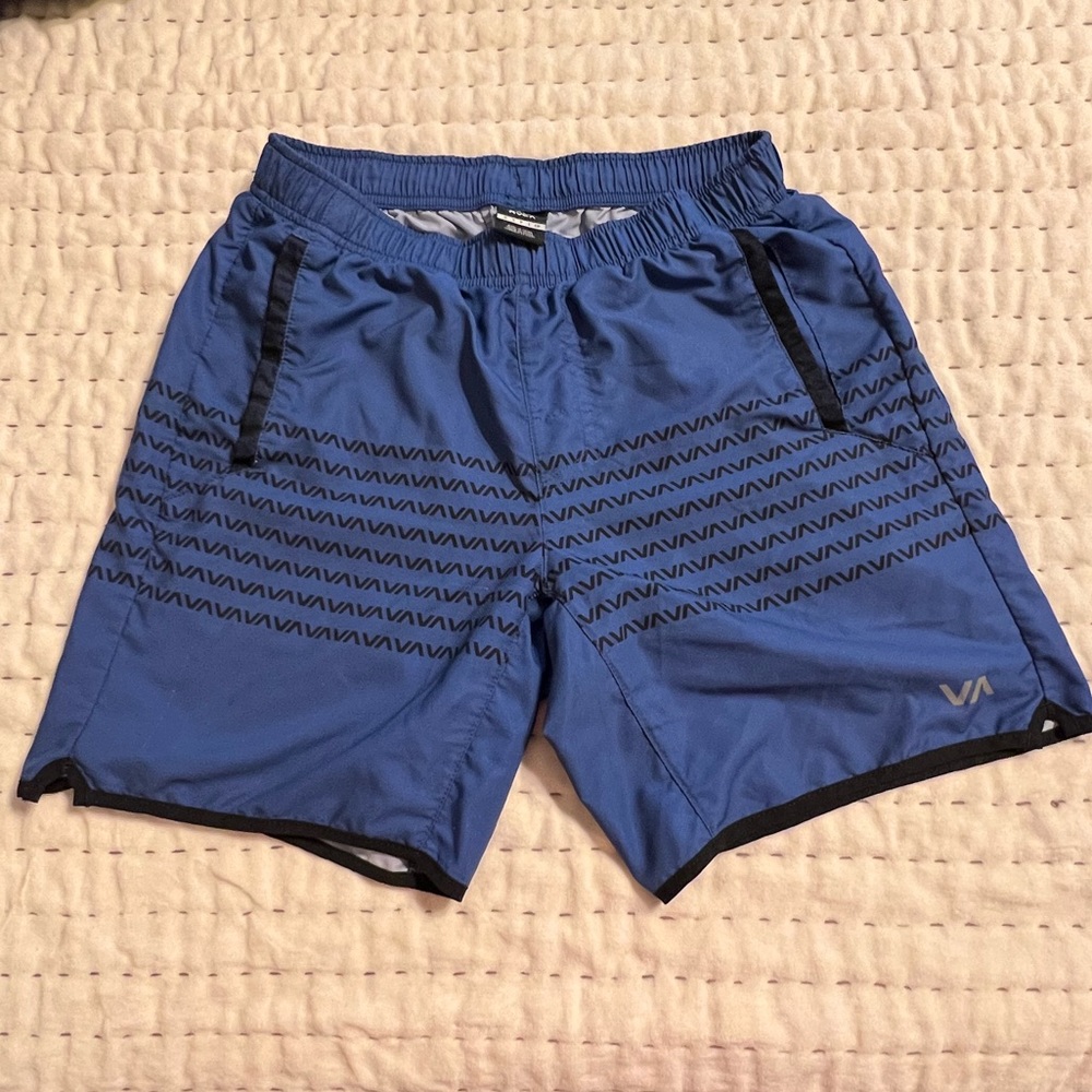 Men’s exercise/athletic shorts